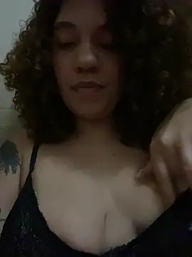 Snapshot of MorganaBelc chatting on 11/27/25, 01:18 MorganaBelc online show from 11/27/25, 01:18