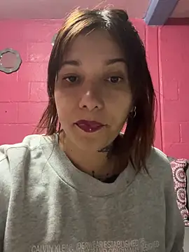 Snapshot of emperatrixsex chatting on 04/15/26, 03:02 emperatrixsex online show from 04/15/26, 03:02