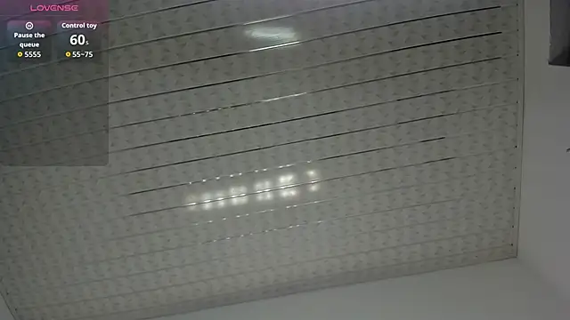 Zahra milks online show from 09/29/25, 01:49