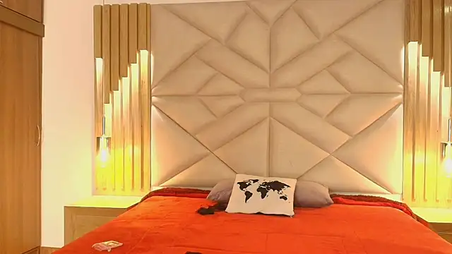 allie pearl online show from 12/22/25, 12:02