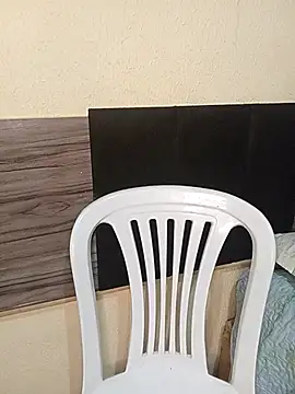 Ravena2290 online show from 12/18/25, 04:02