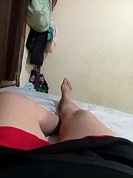 Snapshot of Ravena2290 chatting on 03/27/26, 01:44 Ravena2290 online show from 03/27/26, 01:44