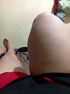 Snapshot of Ravena2290 chatting on 04/16/26, 03:13 Ravena2290 online show from 04/16/26, 03:13