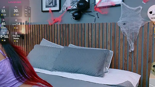 luna roja25 online show from 10/20/25, 01:33