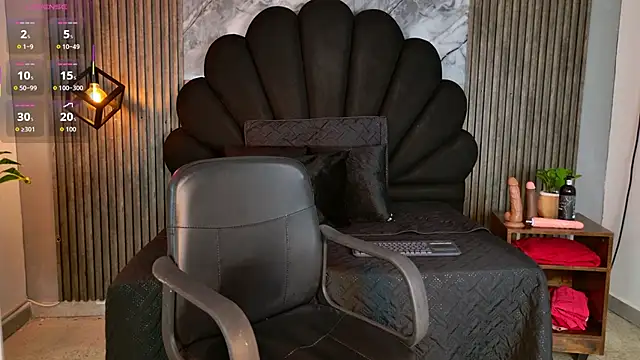 AlahyaPalmerR online show from 10/18/25, 03:09