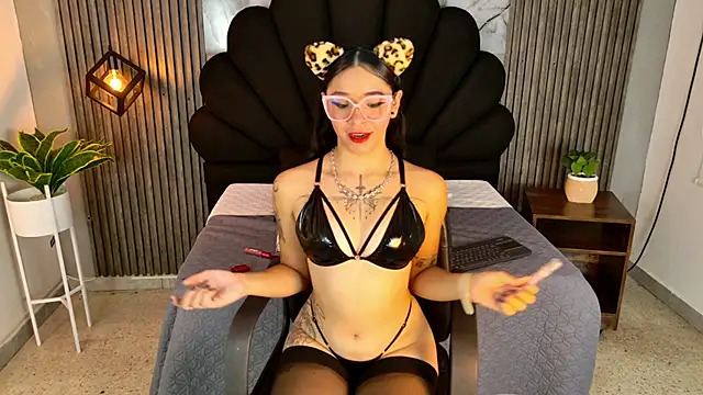 AlahyaPalmerR online show from 10/24/25, 03:03