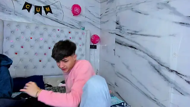 Ari and Storm online show from 04/14/26, 02:12