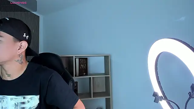 LiamDeep online show from 02/06/26, 08:34