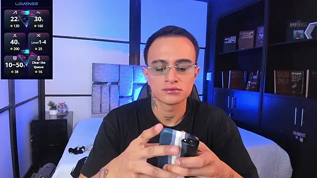 LiamDeep online show from 03/04/26, 08:37