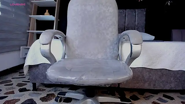 LiamDeep online show from 04/14/26, 07:53