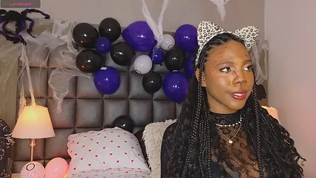 AmiraMorgan online show from 11/01/25, 05:09