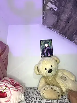 Melody rouxxx online show from 12/19/25, 12:06