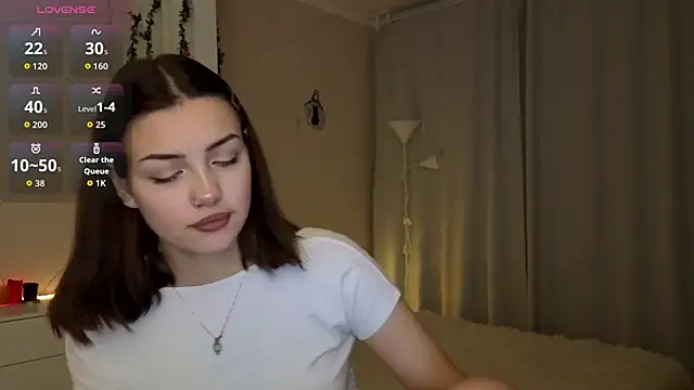 PurrrBerry online show from 11/28/25, 05:32