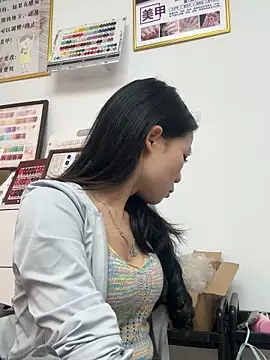 Baby-mmm online show from 11/02/25, 02:58