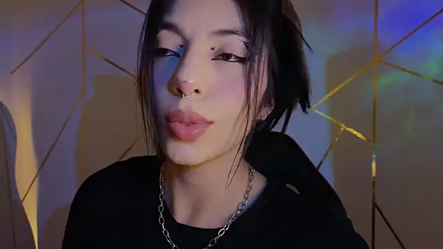 Snapshot of Hollyxx_ chatting on 02/07/26, 05:38 Hollyxx online show from 02/07/26, 05:38