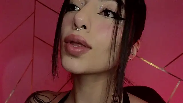 Snapshot of Hollyxx_ chatting on 03/24/26, 12:37 Hollyxx online show from 03/24/26, 12:37