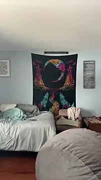 Lunablu13 online show from 12/15/25, 04:44