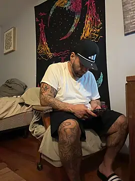 Lunablu13 online show from 03/10/26, 04:17