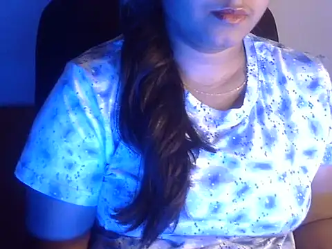 Aanya Hazel online show from 09/28/25, 02:22