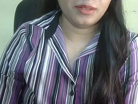 Aanya Hazel online show from 10/05/25, 03:10