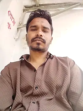 Snapshot of anurag-tyagi chatting on 12/14/25, 07:14 anurag-tyagi online show from 12/14/25, 07:14