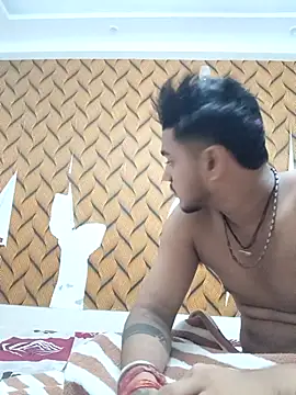 romantic couple1 online show from 10/03/25, 05:26