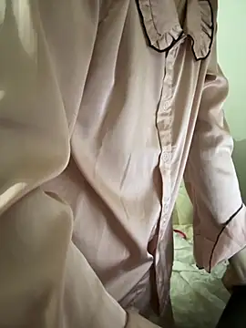 tran my online show from 11/03/25, 06:25