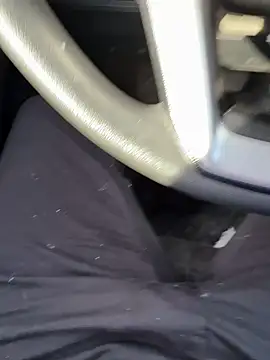 Snapshot of camboys_poyraz chatting on 12/18/25, 10:43 camboys poyraz online show from 12/18/25, 10:43