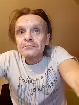 Kuba Gd online show from 01/01/25, 02:19