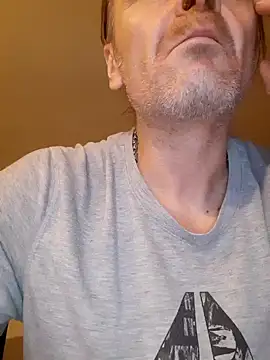 Kuba Gd online show from 02/02/25, 06:42