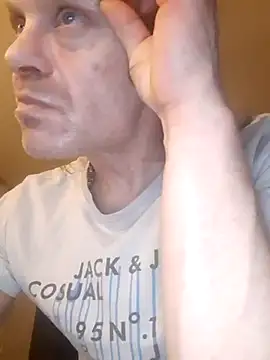 Kuba Gd online show from 02/08/25, 02:15