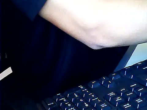 Snapshot of hotboydon2495 chatting on 10/15/25, 01:50 hotboydon2495 online show from 10/15/25, 01:50