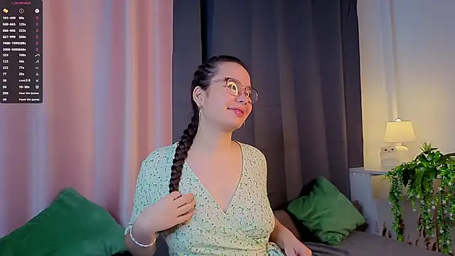 Snapshot of WildaBisom chatting on 09/09/25, 01:38 WildaBisom online show from 09/09/25, 01:38