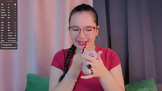 Snapshot of WildaBisom chatting on 09/10/25, 01:16 WildaBisom online show from 09/10/25, 01:16