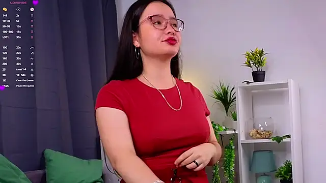 Snapshot of WildaBisom chatting on 09/21/25, 01:18 WildaBisom online show from 09/21/25, 01:18