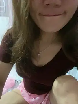 Snapshot of Pyy07 chatting on 12/19/25, 01:07 Pyy07 online show from 12/19/25, 01:07