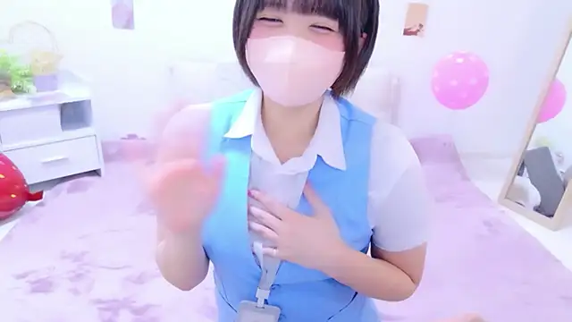Hinata Sun online show from 05/04/26, 12:12