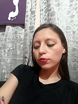 Lahila  online show from 10/12/25, 01:10