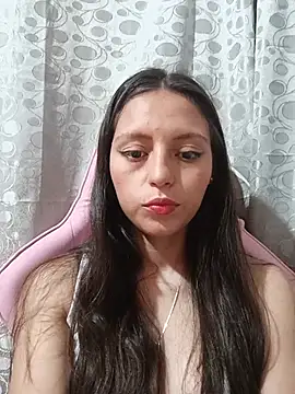 Snapshot of Lahila_ chatting on 06/26/26, 03:38 Lahila online show from 06/26/26, 03:38