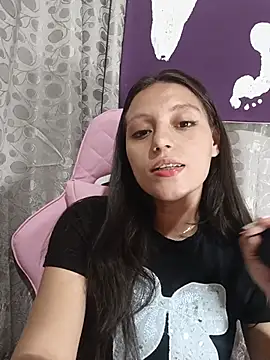 Snapshot of Lahila_ chatting on 07/22/26, 01:47 Lahila online show from 07/22/26, 01:47