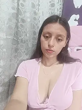 Snapshot of Lahila_ chatting on 07/28/26, 04:50 Lahila online show from 07/28/26, 04:50