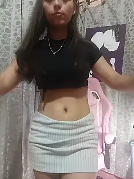 Snapshot of Lahila_ chatting on 07/29/26, 04:27 Lahila online show from 07/29/26, 04:27