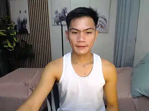 Snapshot of alex_cummer chatting on 11/28/25, 01:03 alex cummer online show from 11/28/25, 01:03