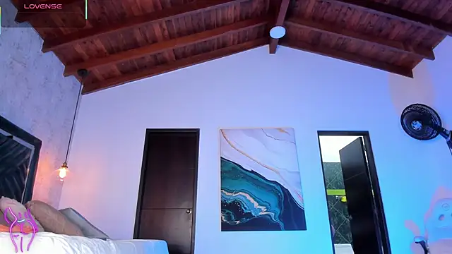 Sofi Moreno online show from 11/22/25, 12:04