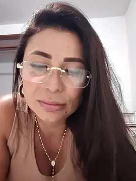 Snapshot of mia_mancinii chatting on 03/21/26, 12:59 mia mancinii online show from 03/21/26, 12:59