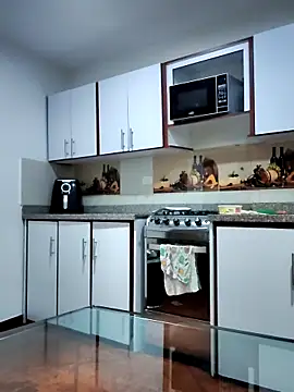 Snapshot of mia_mancinii chatting on 03/22/26, 01:09 mia mancinii online show from 03/22/26, 01:09