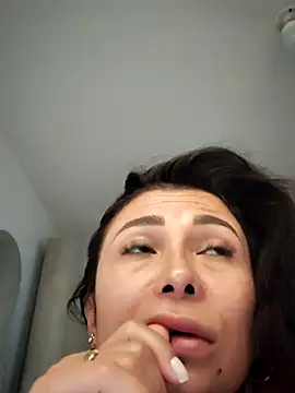 Snapshot of mia_mancinii chatting on 04/05/26, 04:37 mia mancinii online show from 04/05/26, 04:37