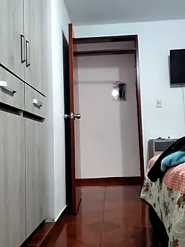 Snapshot of mia_mancinii chatting on 04/09/26, 02:33 mia mancinii online show from 04/09/26, 02:33