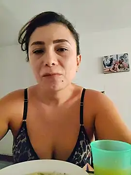 Snapshot of mia_mancinii chatting on 08/02/26, 08:40 mia mancinii online show from 08/02/26, 08:40