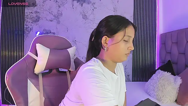 Laly Cherry  online show from 10/15/25, 12:38